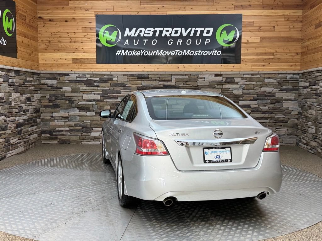 Used 2015 Nissan Altima 2.5 SV w/ Convenience Package FWD image 19