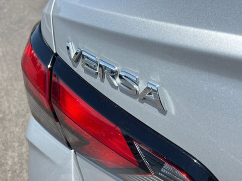 Used 2020 Nissan Versa S FWD image 22