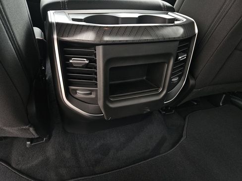 New 2026 RAM 1500 Express AWD/4WD image 9