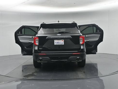 Used 2023 Ford Explorer XLT w/ Equipment Group 202A RWD image 35
