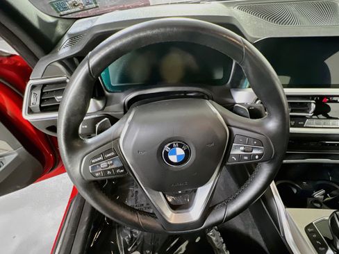 Used 2019 BMW 330i Sedan w/ Premium Package RWD image 11