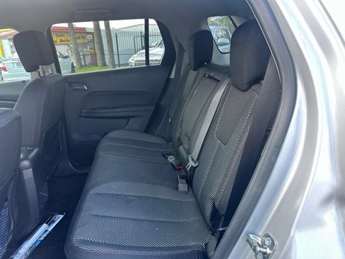 Used 2017 GMC Terrain SLE FWD image 6