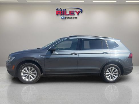 Used 2019 Volkswagen Tiguan SE w/ Panoramic Sunroof Package AWD/4WD image 2