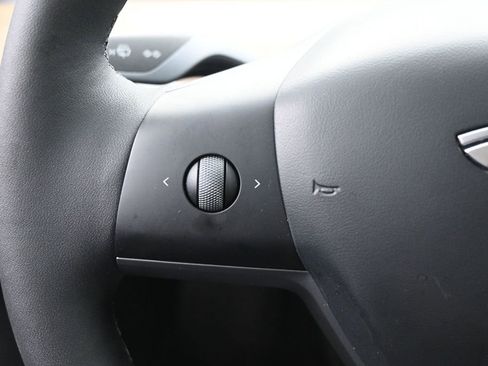 Used 2023 Tesla Model 3 Standard Range RWD image 22