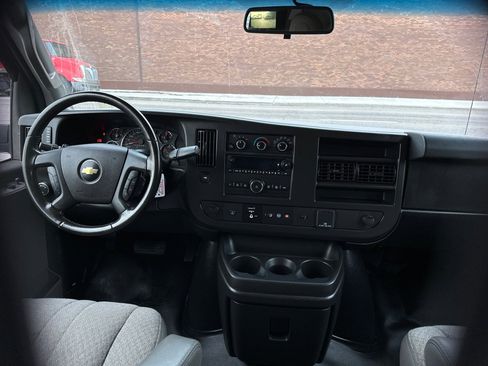 Used 2020 Chevrolet Express 2500 w/ Driver Convenience Package image 9