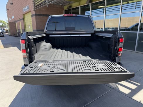 Used 2025 Nissan Frontier PRO-4X w/ Pro Premium Package AWD/4WD image 36