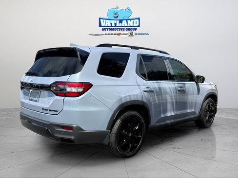 New 2026 Honda Pilot Black Edition image 5