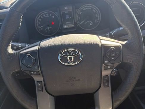 Used 2023 Toyota Tacoma TRD Off-Road image 6