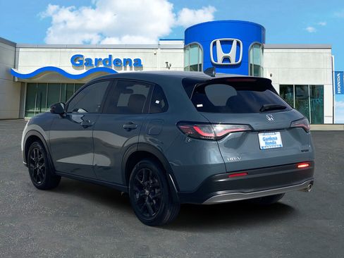 Used 2025 Honda HR-V Sport image 4