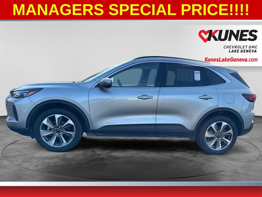 Used 2024 Ford Escape Platinum AWD/4WD image 10