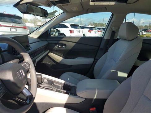 Used 2024 Honda Accord EX image 14