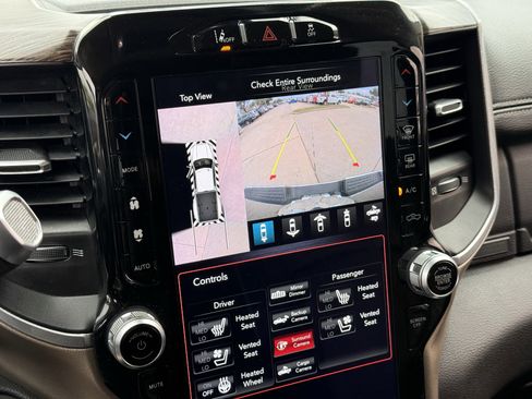 Used 2020 RAM 3500 Laramie image 21