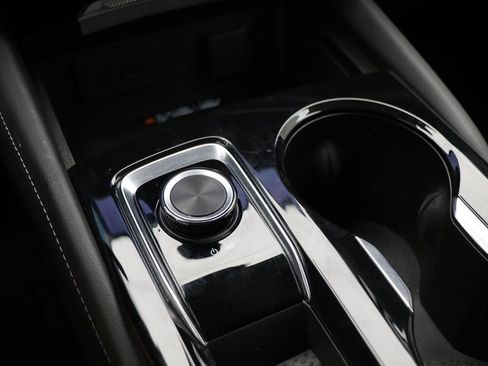 Used 2025 Buick Envision Preferred image 23