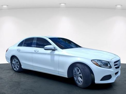 Used 2018 Mercedes-Benz C 300 Sedan image 4