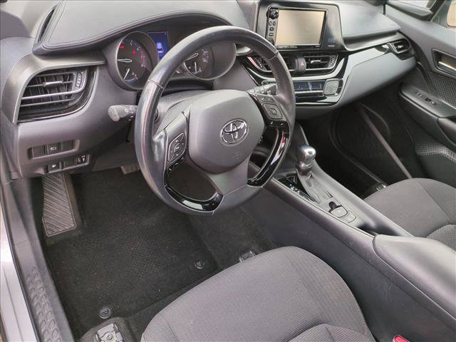Used 2018 Toyota C-HR XLE FWD image 10