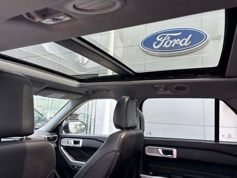 Certified 2023 Ford Explorer XLT w/ Equipment Group 202A AWD/4WD image 16