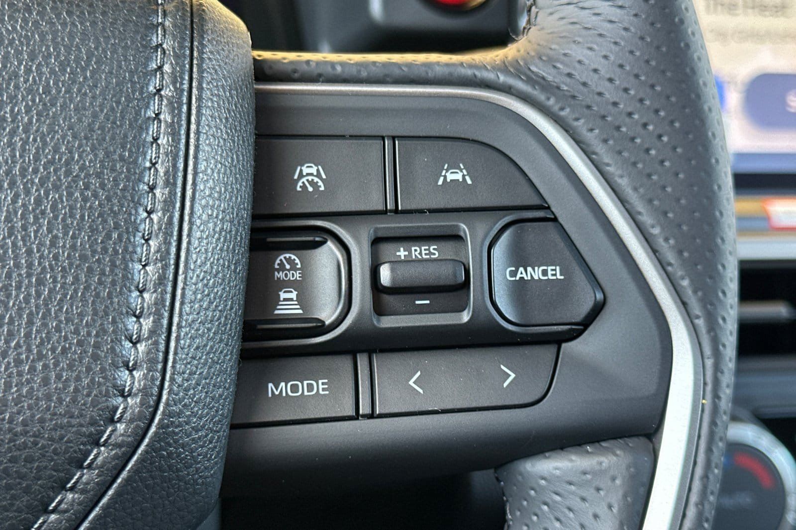 New 2026 Toyota 4Runner TRD Off-Road Premium w/ Tow Technology Package AWD/4WD image 28