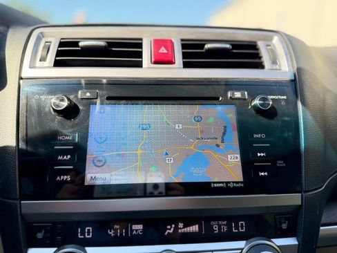 Used 2017 Subaru Outback 2.5i Limited image 28