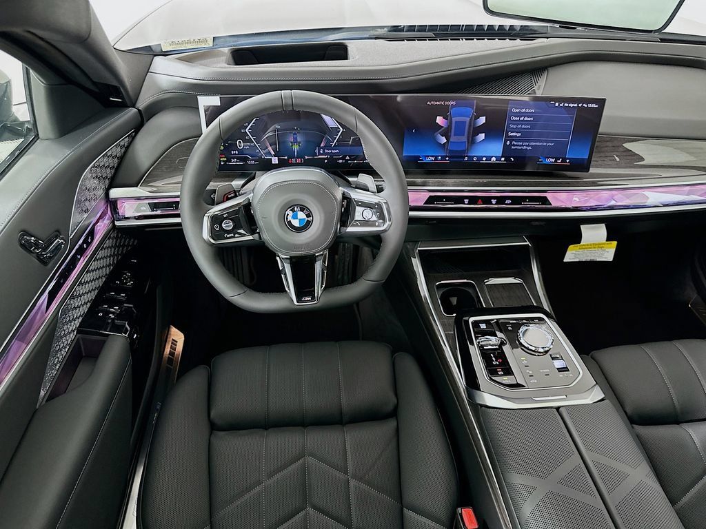 Used 2026 BMW 760i xDrive w/ Executive Package AWD/4WD image 19