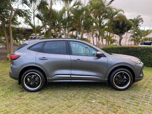 Used 2024 Ford Escape ST-Line Elite image 8