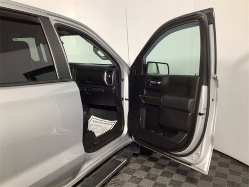 Used 2020 Chevrolet Silverado 1500 LT image 30