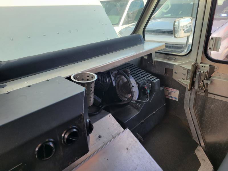 Used 2016 Ford E-350 and Econoline 350 Super Duty w/ A/C Prep Package RWD image 14