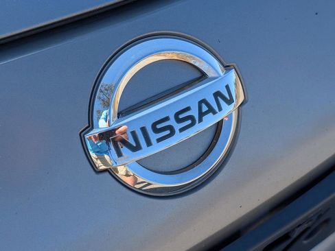 Used 2009 Nissan 370Z Touring image 10