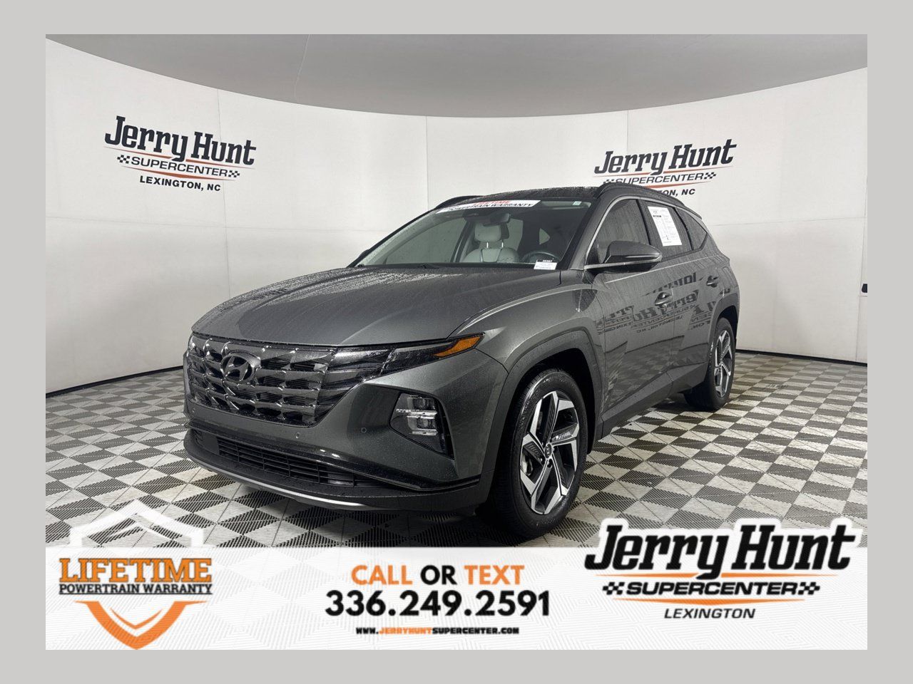 Used 2023 Hyundai Tucson Limited w/ Winter Package FWD image 1