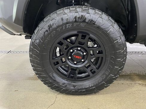 Certified 2023 Toyota Tacoma TRD Off-Road image 24