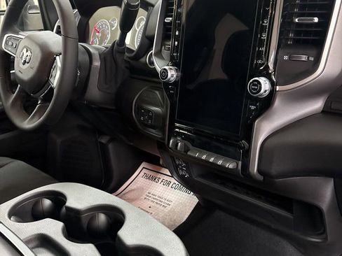 New 2026 RAM 2500 Big Horn AWD/4WD image 25