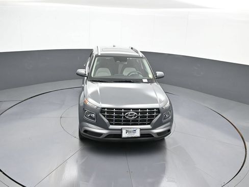 Certified 2024 Hyundai Venue SEL FWD image 35