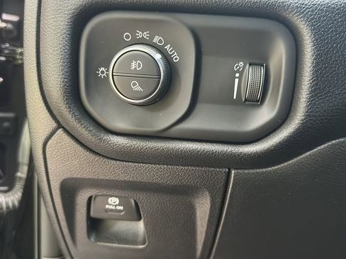 Used 2022 RAM 1500 TRX AWD/4WD image 28