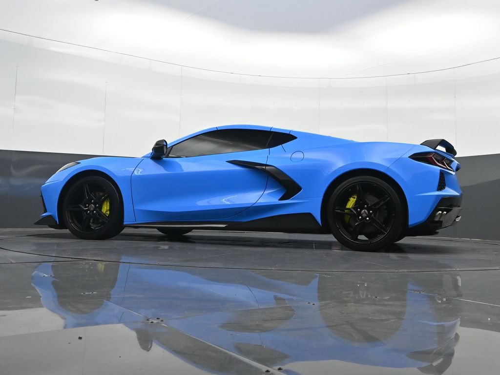 Used 2023 Chevrolet Corvette Stingray Premium Cpe w/ Stealth Interior Trim Package RWD image 34