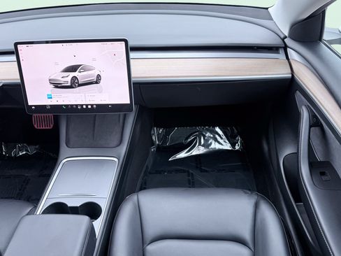 Used 2023 Tesla Model 3 Standard Range RWD image 47