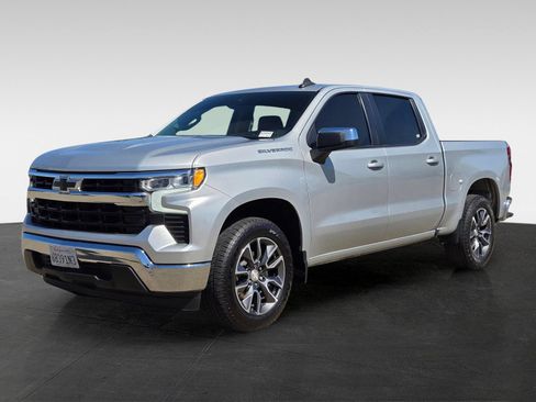 Used 2022 Chevrolet Silverado 1500 LT RWD image 8
