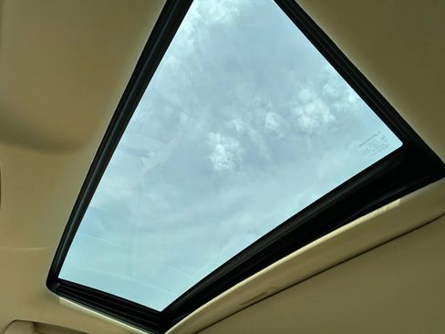 Used 2012 Lexus ES 350 image 16