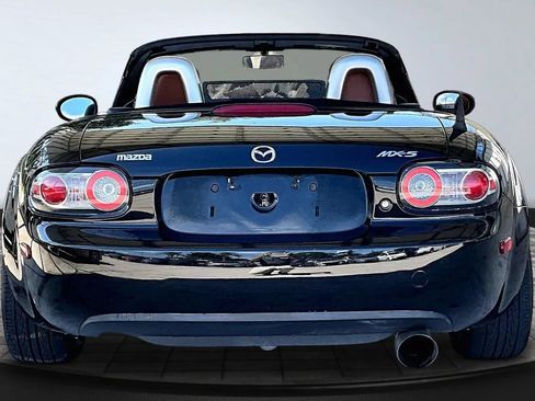 Used 2006 MAZDA MX-5 Miata Grand Touring w/ Premium Pkg RWD image 5
