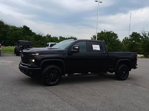 New 2025 Chevrolet Silverado 2500 Custom w/ Custom Value Package image 4