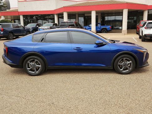 Used 2025 Kia K4 FWD image 5