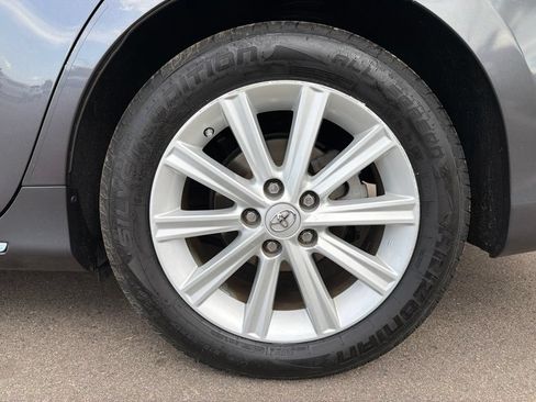 Used 2014 Toyota Camry XLE w/ Leather Package FWD image 33