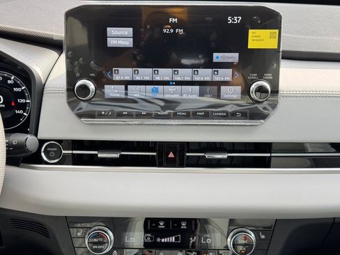 New 2025 Mitsubishi Outlander SEL image 20