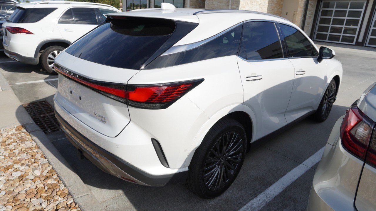 Used 2025 Lexus RX 350 AWD w/ Convenience Package image 5