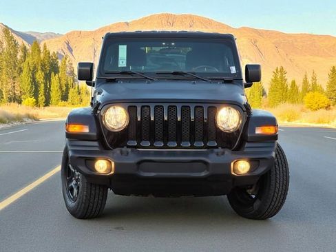Used 2021 Jeep Wrangler Unlimited Sport image 3