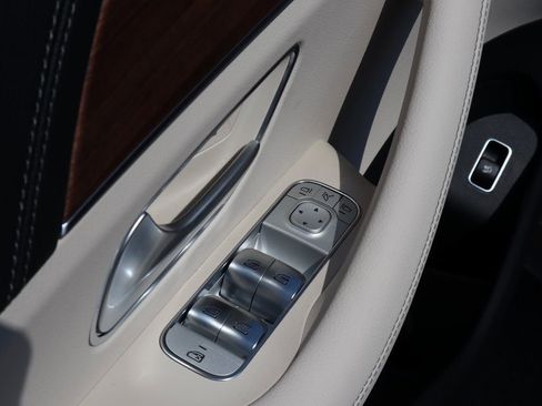 New 2026 Mercedes-Benz GLS 450 4MATIC image 27