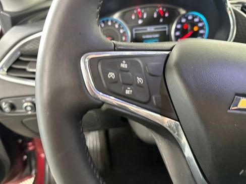 Used 2016 Chevrolet Malibu LT image 15