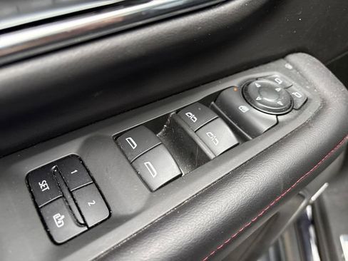 Used 2022 Chevrolet Tahoe RST AWD/4WD image 13