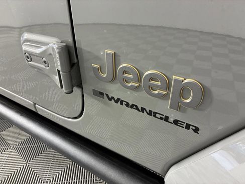Used 2023 Jeep Wrangler Unlimited Rubicon 392 AWD/4WD image 35