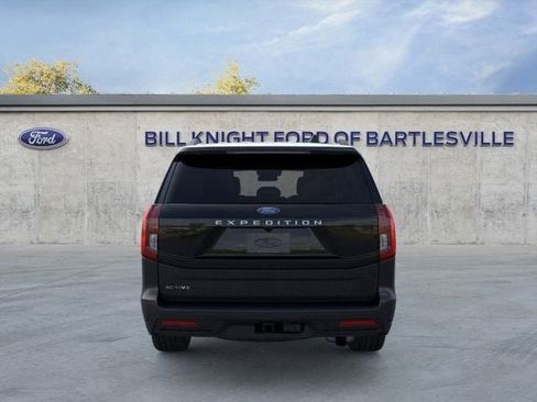 New 2025 Ford Expedition Active image 6