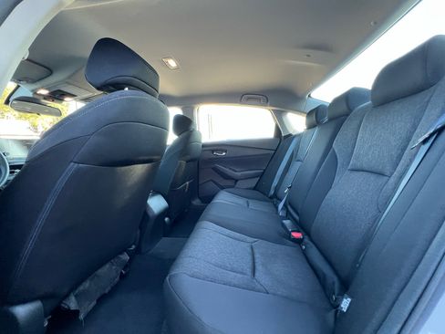 Used 2023 Honda Accord LX image 22