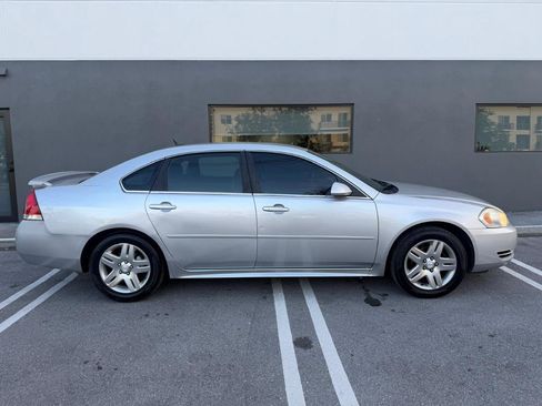 Used 2012 Chevrolet Impala LT FWD image 10